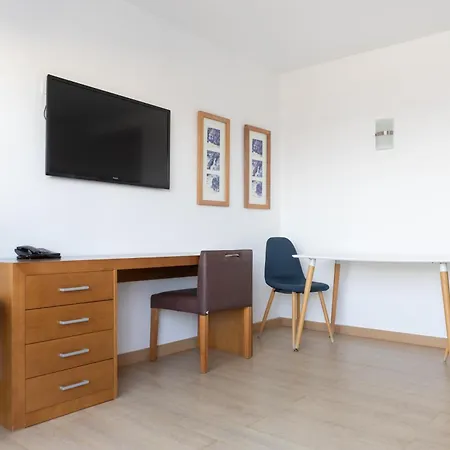 Апартаменты Hesperia Bristol Playa